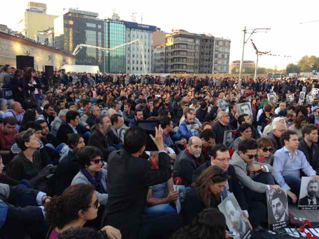 AGBU Europe, EGAM and DürDe! commemorate the Armenian Genocide in Istanbul,  Turkey